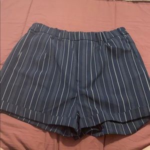 women’s forever 21 Striped shorts